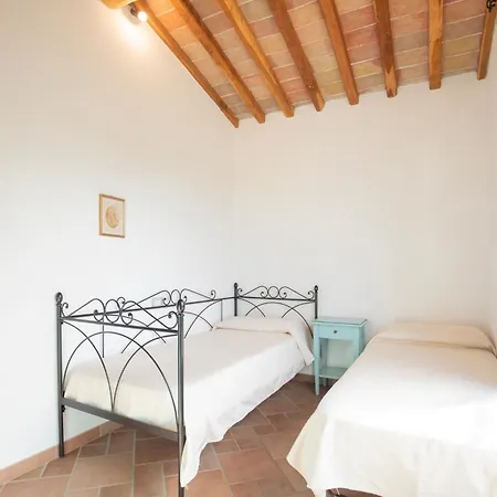 Holiday home Mandorlo E Melograno By Helloelba La Guardia