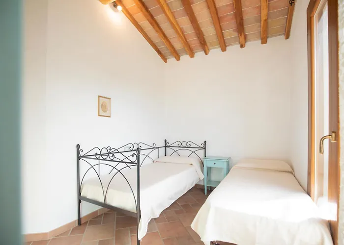 בית נופש Mandorlo E Melograno - Helloelba La Guardia