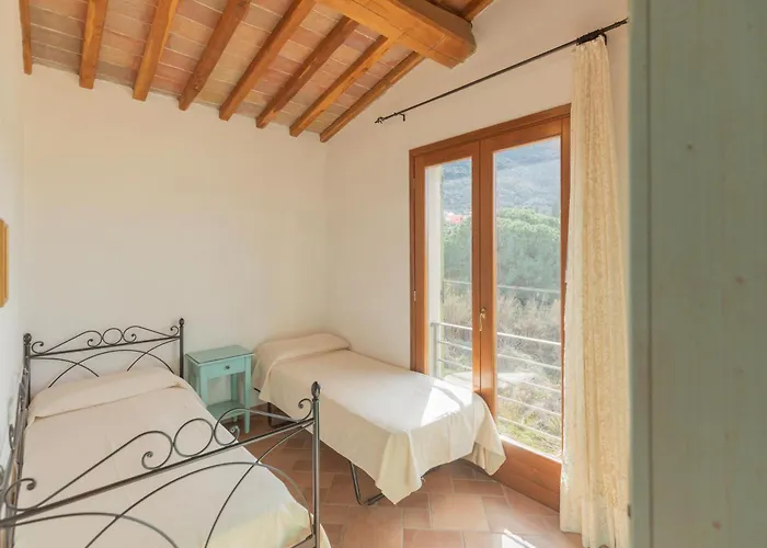 בית נופש Mandorlo E Melograno - Helloelba La Guardia