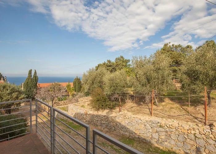 Casa vacanze Mandorlo E Melograno - Helloelba *