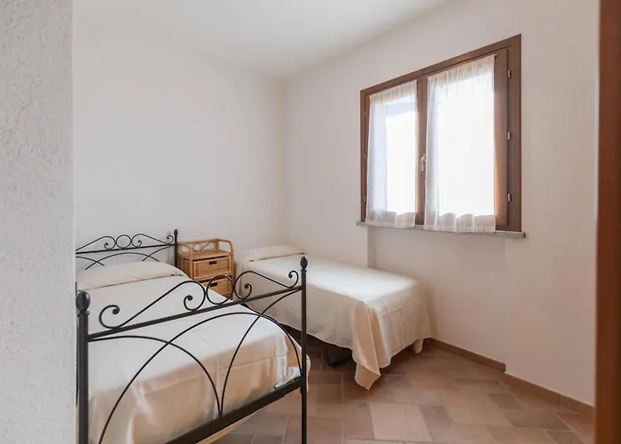 Mandorlo E Melograno - Helloelba * La Guardia