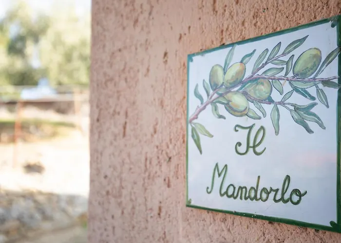 Casa vacanze Mandorlo E Melograno - Helloelba La Guardia